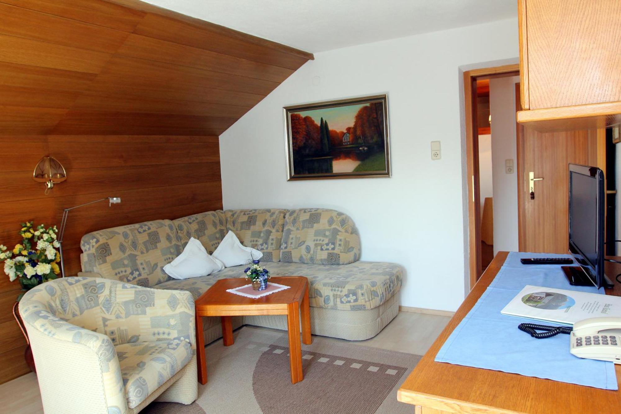 Haus Kneissl Daire Seefeld in Tirol Oda fotoğraf